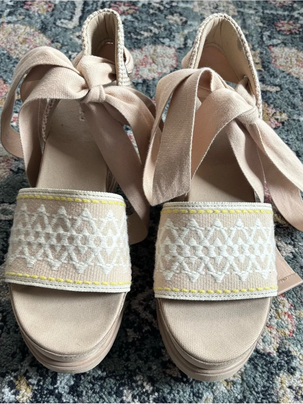 UGG Abbot Ankle Wrap Wedge Sandals in Driftwood Sz 9.5
